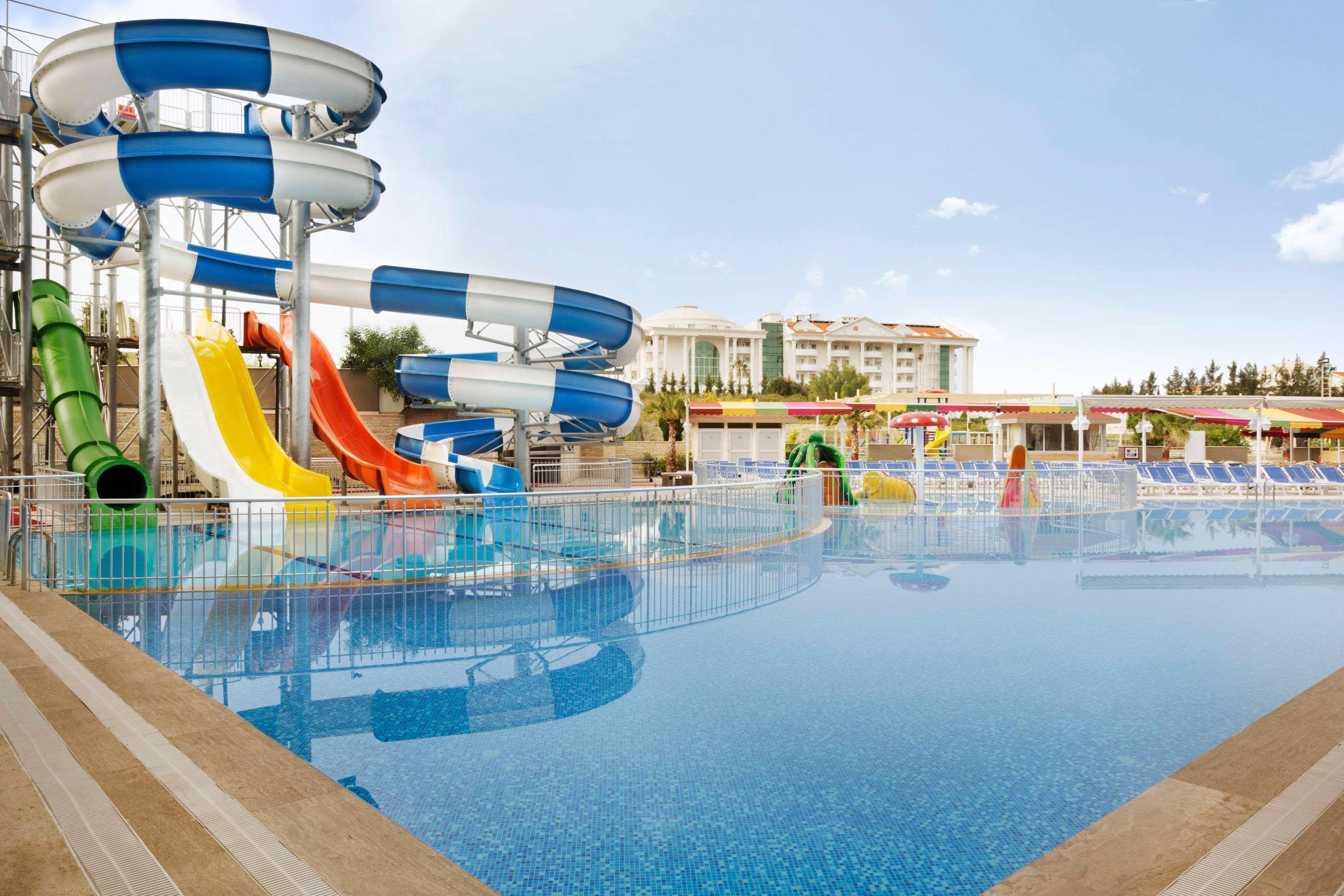 Ramada Resort Side Ngoại thất bức ảnh