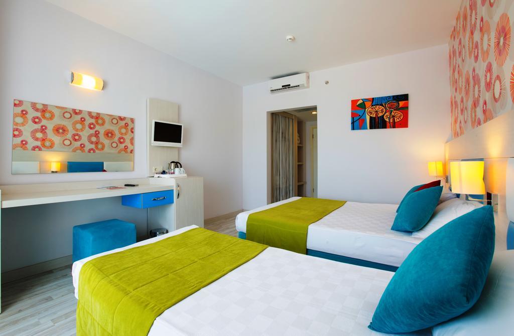Ramada Resort Side Phòng bức ảnh